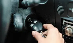 Amber Locksmith Store Kansas City, MO 816-622-3114 - Keys-locked-in-car